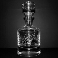 engraved buckingham decanter with personalized signature - groomsman gift