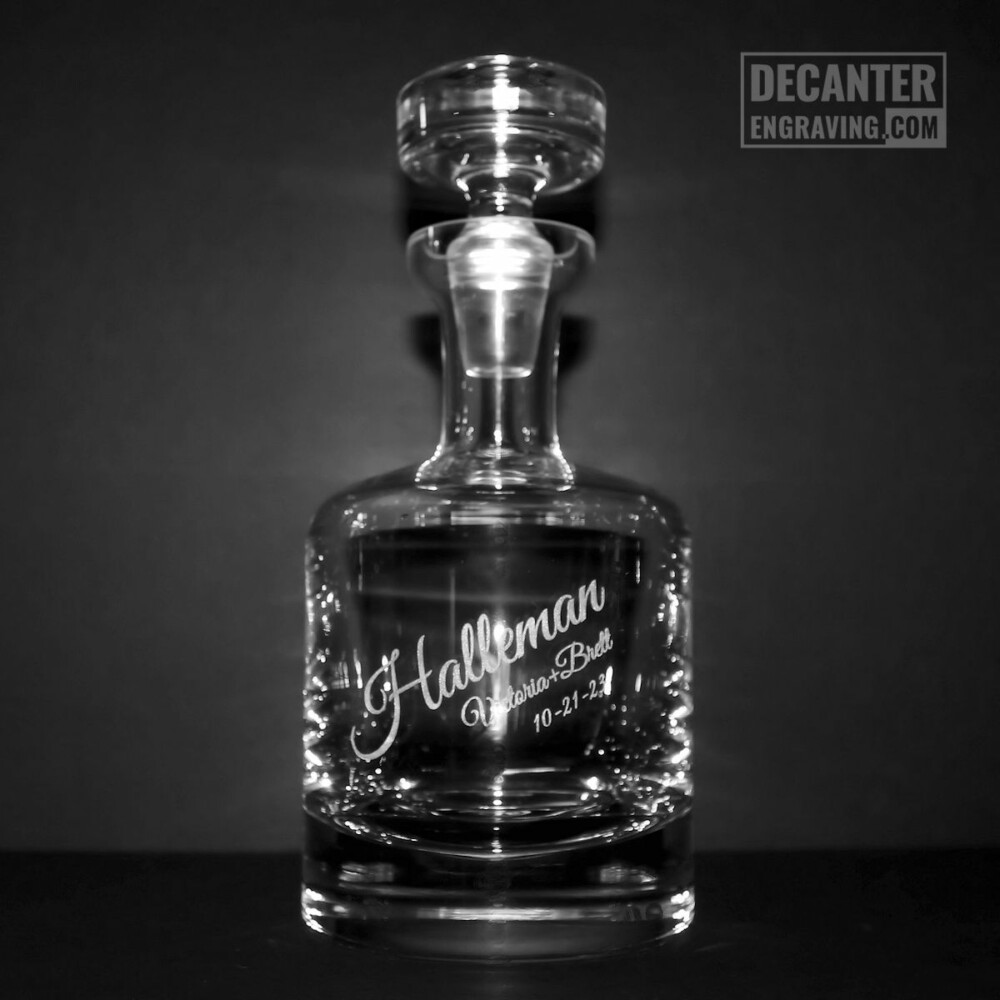 engraved buckingham whiskey decanter - design template tilt